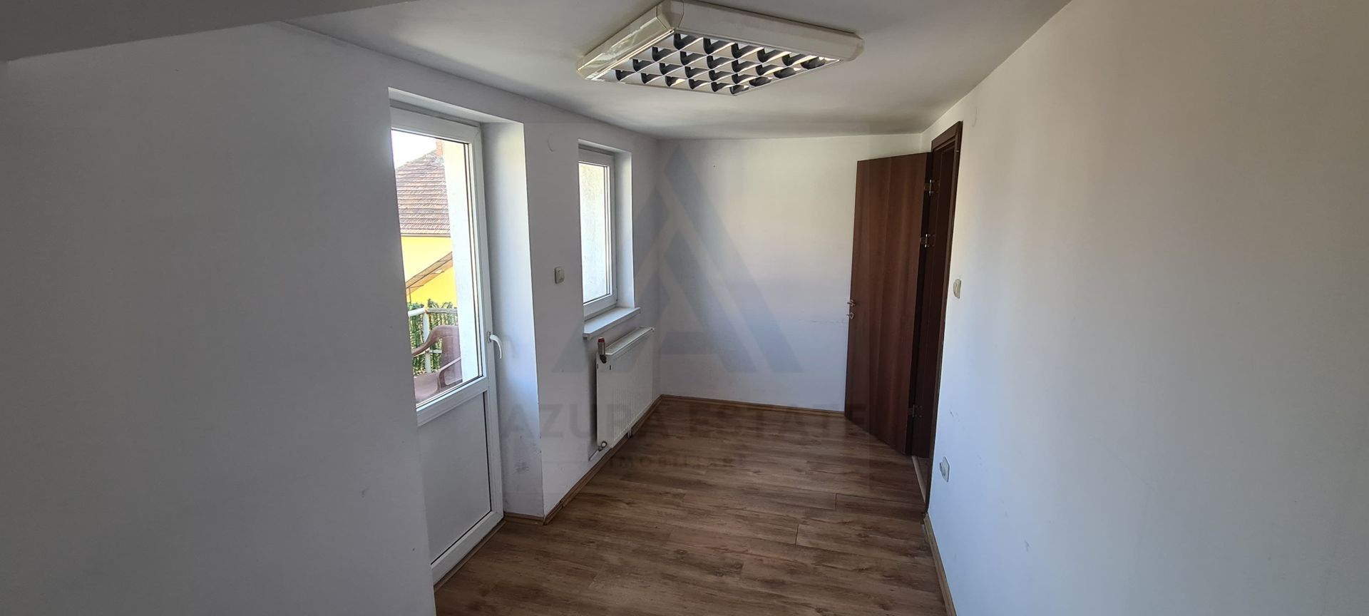 Spațiu birouri 68 mp utili 4 camere hol acces si balcon Bvd Victoriei - Poză 1