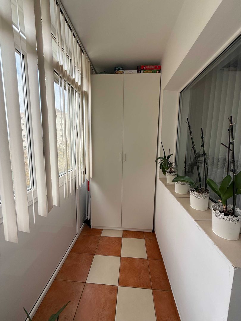 Vanzare apartament 2 camere in Titan-Buhusi, bloc 1978, mobilat, utilat, parcare - Poză 8
