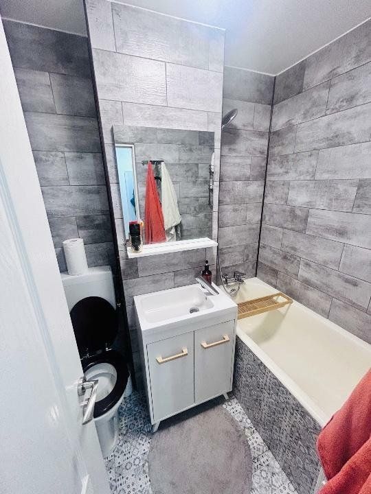 APARTAMENT LUX | TEIUL DOAMNEI - Poză 9