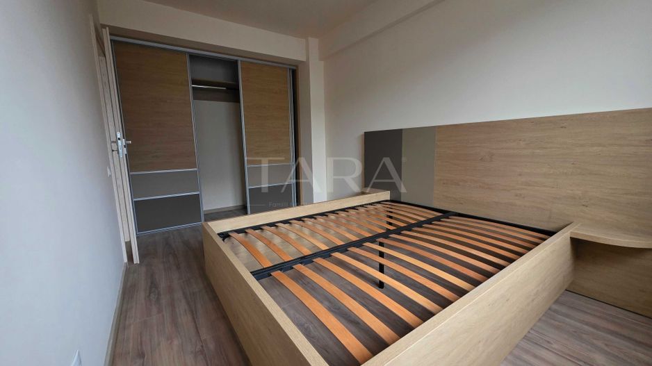 Apartament în zona Între Lacuri - Poză 5