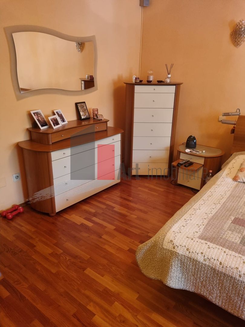 VILA PARCUL CIRCULUI - Poză 6