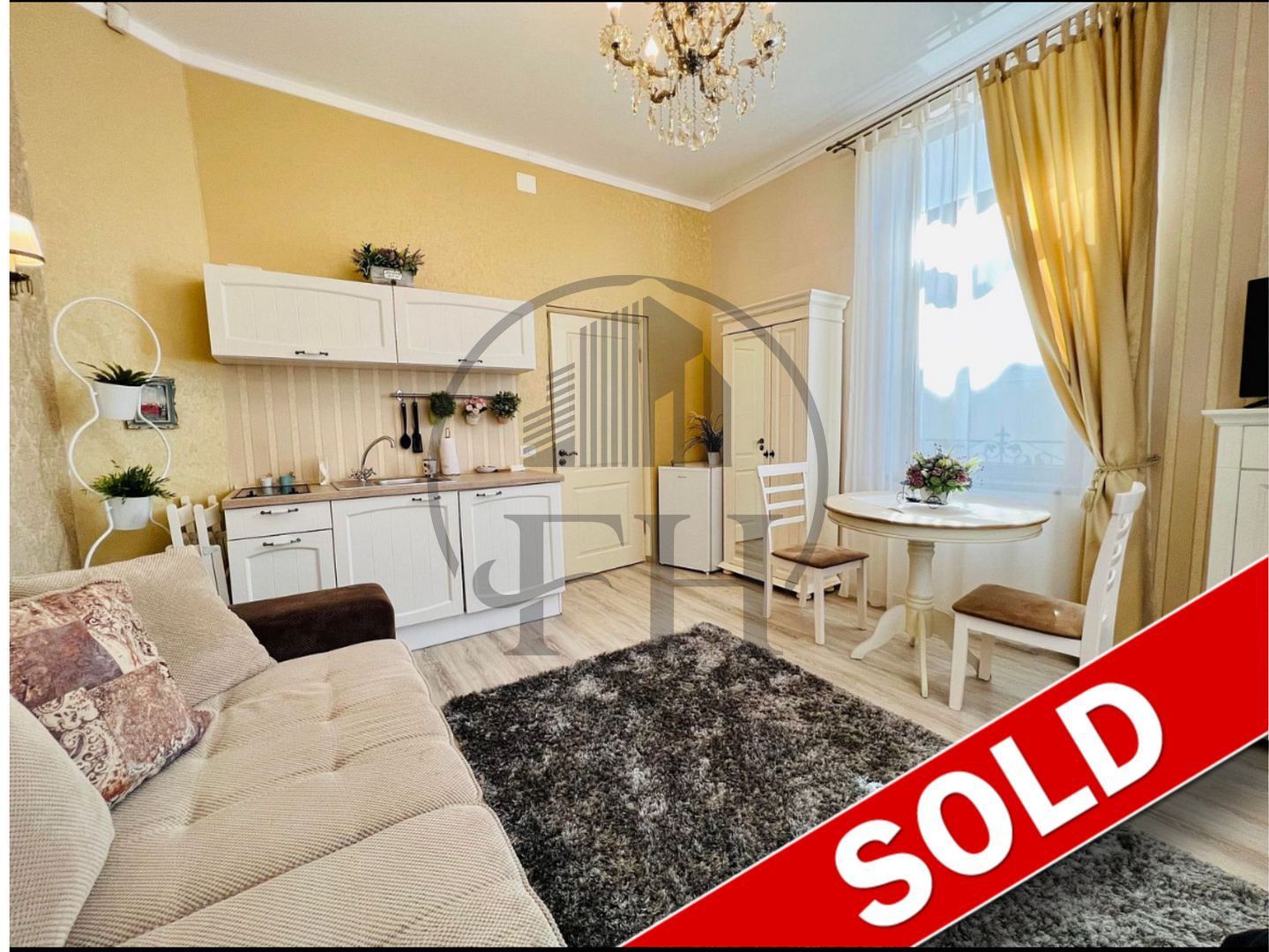 RENTED / INCHIRIAT Casă / Vilă cu 2 camere de închiriat în zona Central - Poză 1