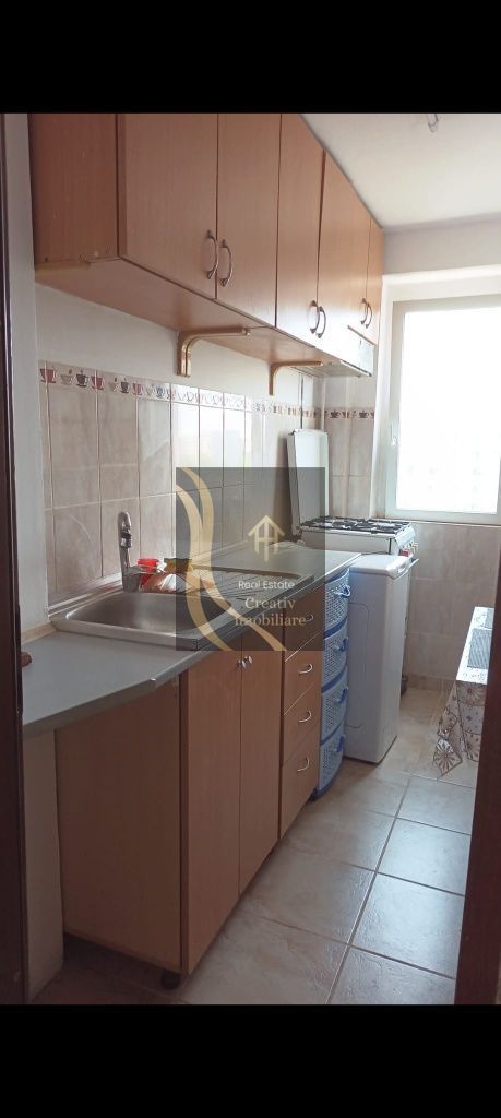 Apartament 2 camere , decomandat în Titan, sec.3 - Poză 3