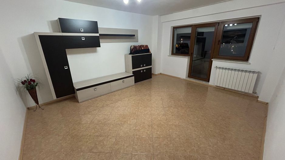 Apartament 2 camere, etaj 3 - zona Centru - Poză 3