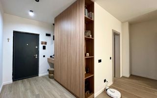 Apartament ultrafinisat cu terasa si view - Poză 9