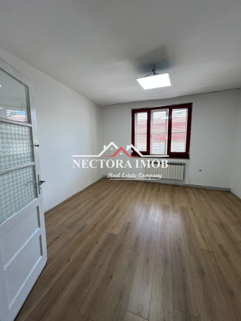 NECTORA IMOB-Casa 4 camere, 3 garaje, 200 mp,Str. C-tin Tanase,Central - Poză 6