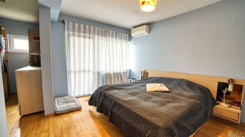 Casa complet mobilata 5 camere 3 bai curte generoasa - Poză 33