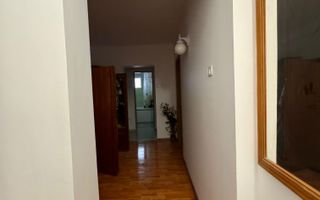 Închiriez apartament cu 2 camere în Podul Ros - Poză 4