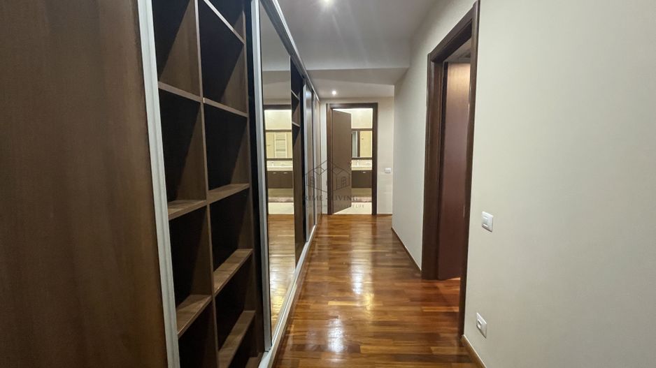APARTAMENT CU 4 CAMERE LA INCHIRIERE LANGA PARCUL HERATSRAU - Poză 12