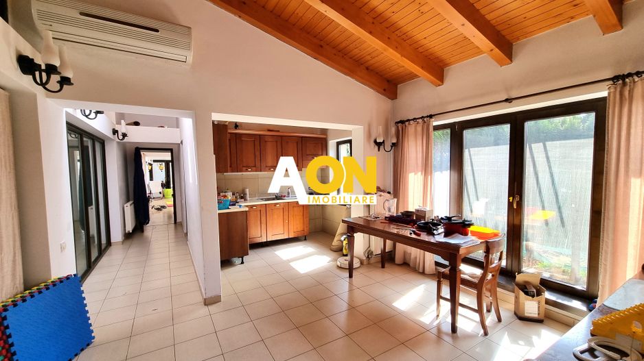 Casa de vanzare 5 camere, 980 teren, zona Piata Cetate - Poză 8