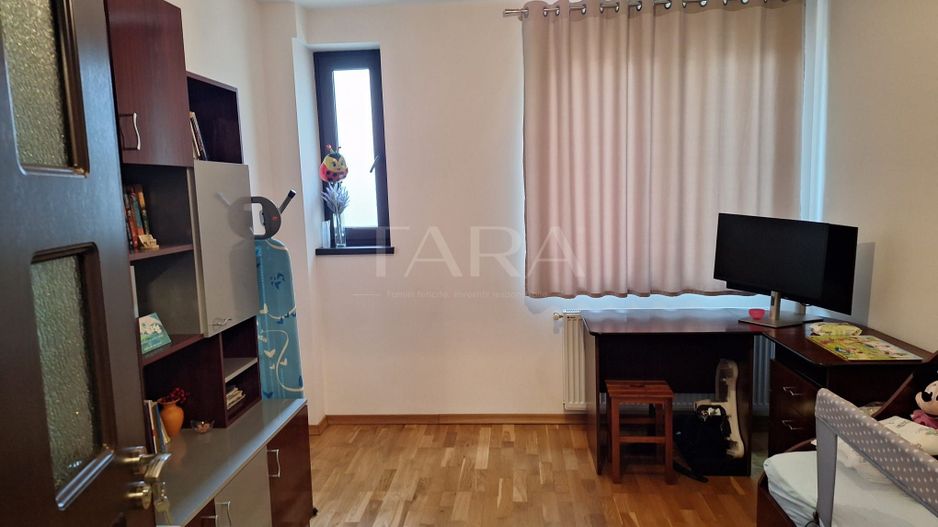 EXCLUSIVITATE. Apartament în vilă cu terasă spectaculoasă în Europa. - Poză 8