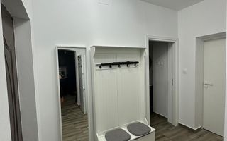 Imobil cu destinatii multiple- 6 apartamente - Poză 12