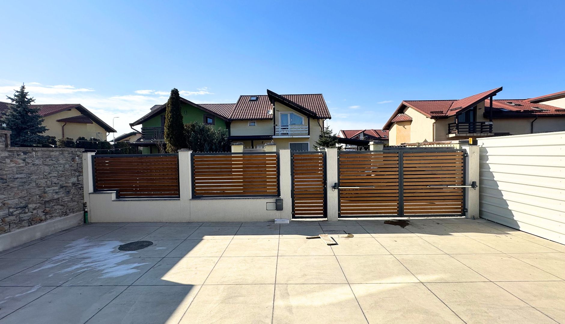 Casă smart de vânzare 4 camere Tehnologie premium Eficiență energetică ridicată - Poză 33