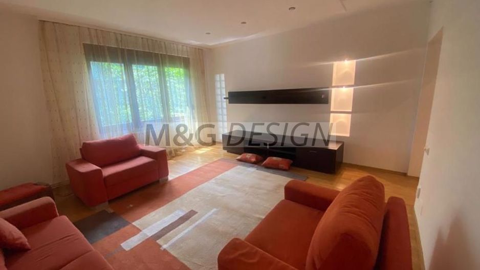 3 camere decomandat  zona Medicina - CENTRALA PROPRIE - Poză 2