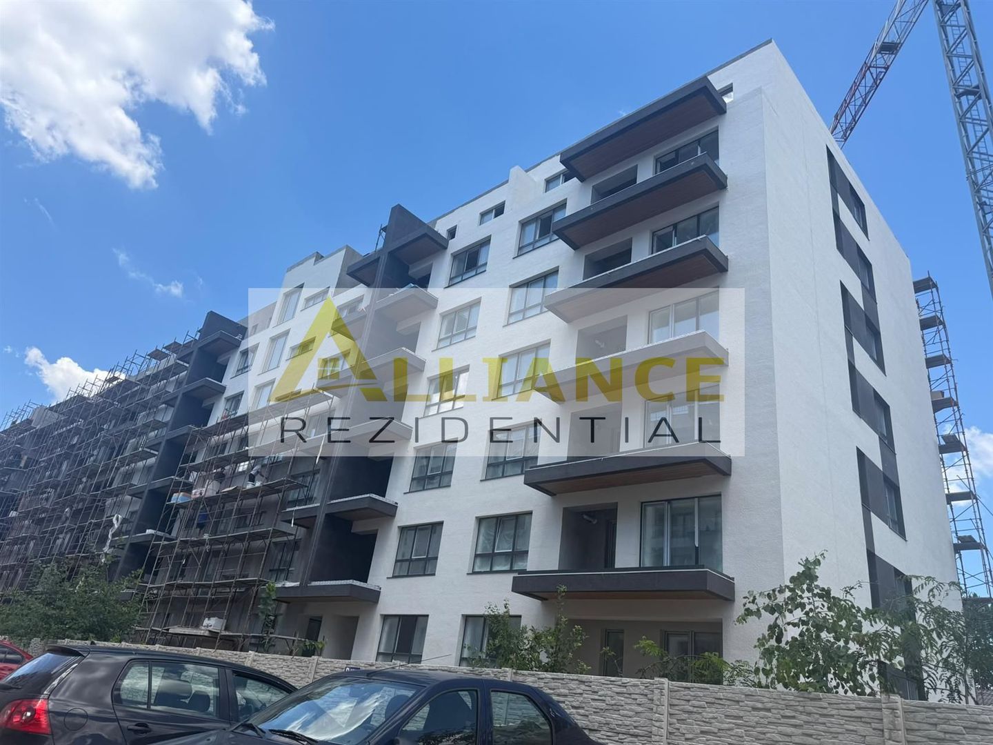 Aparatorii Patriei/Drumul Binelui-Apartament 2 Camere-Decomandat - Poză 1