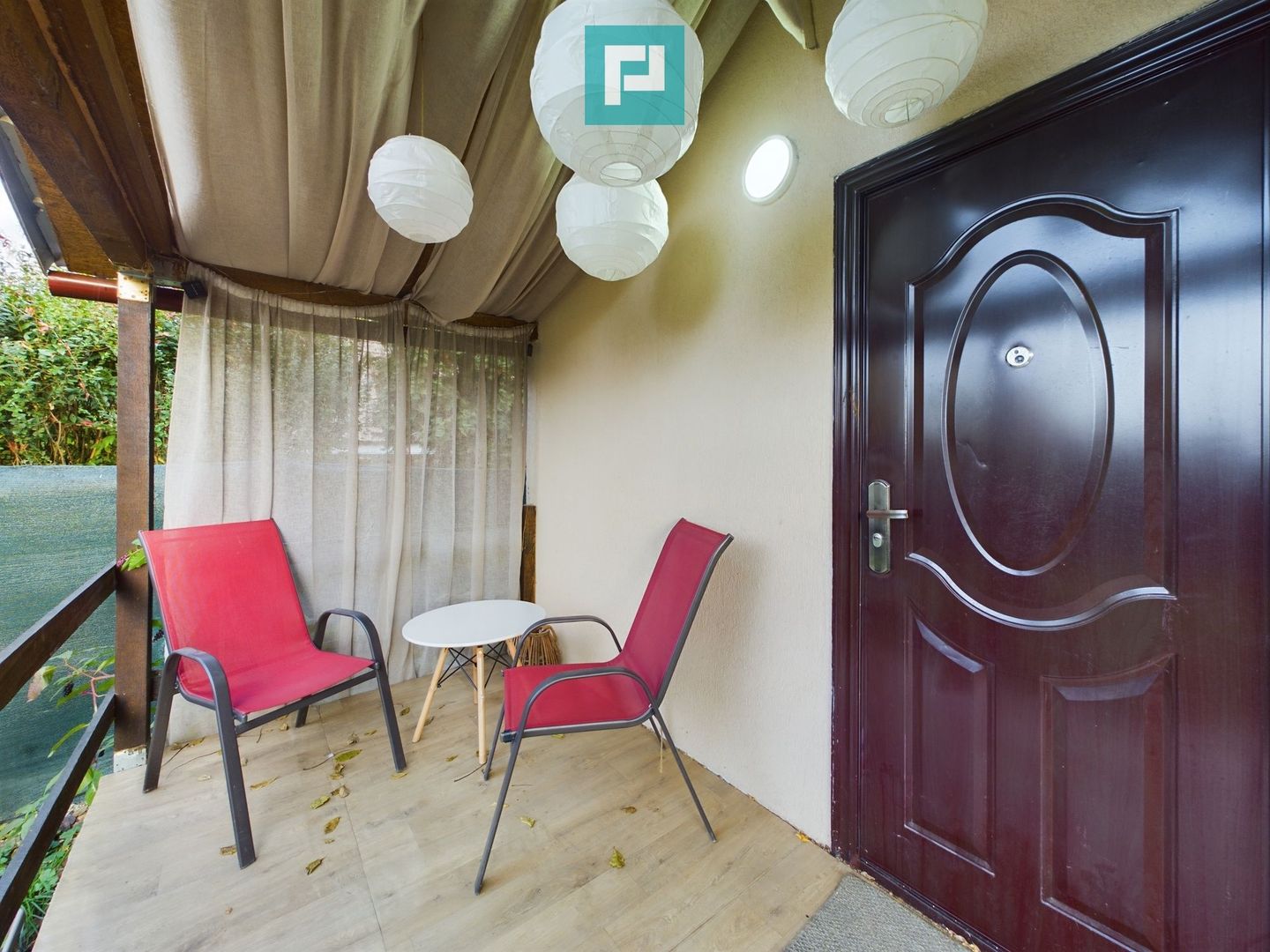 Căsuța pe ștrandul Neptun din Arad - Poză 11