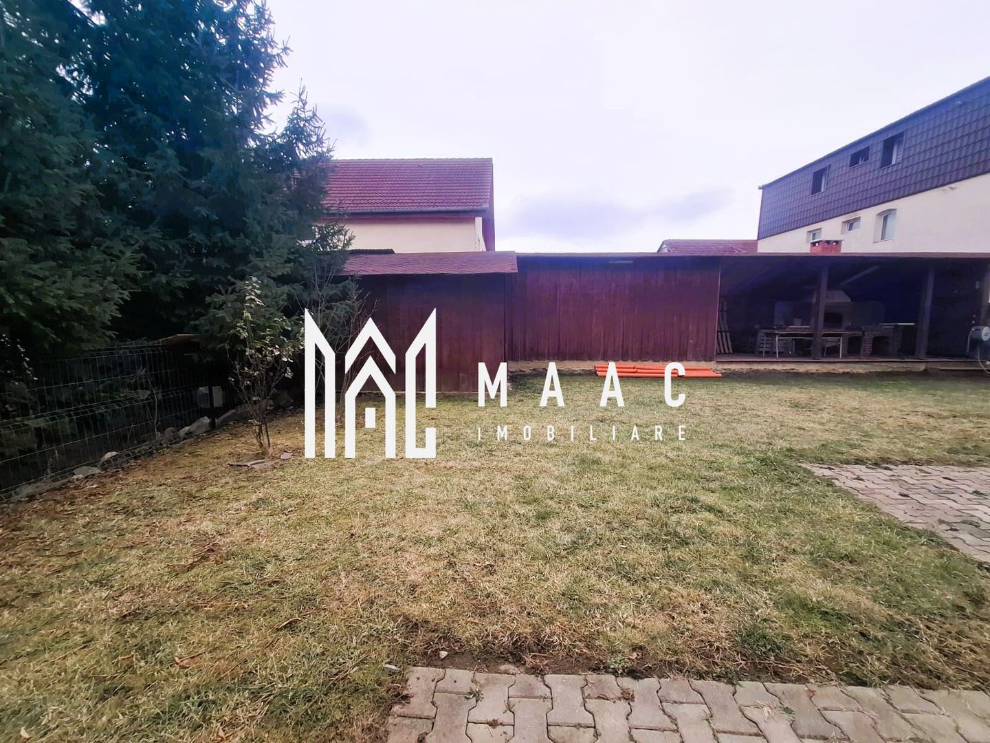 Casă de vânzare Șelimbăr | 9 camere | 395 mp utili, teren 544 mp - Poză 4