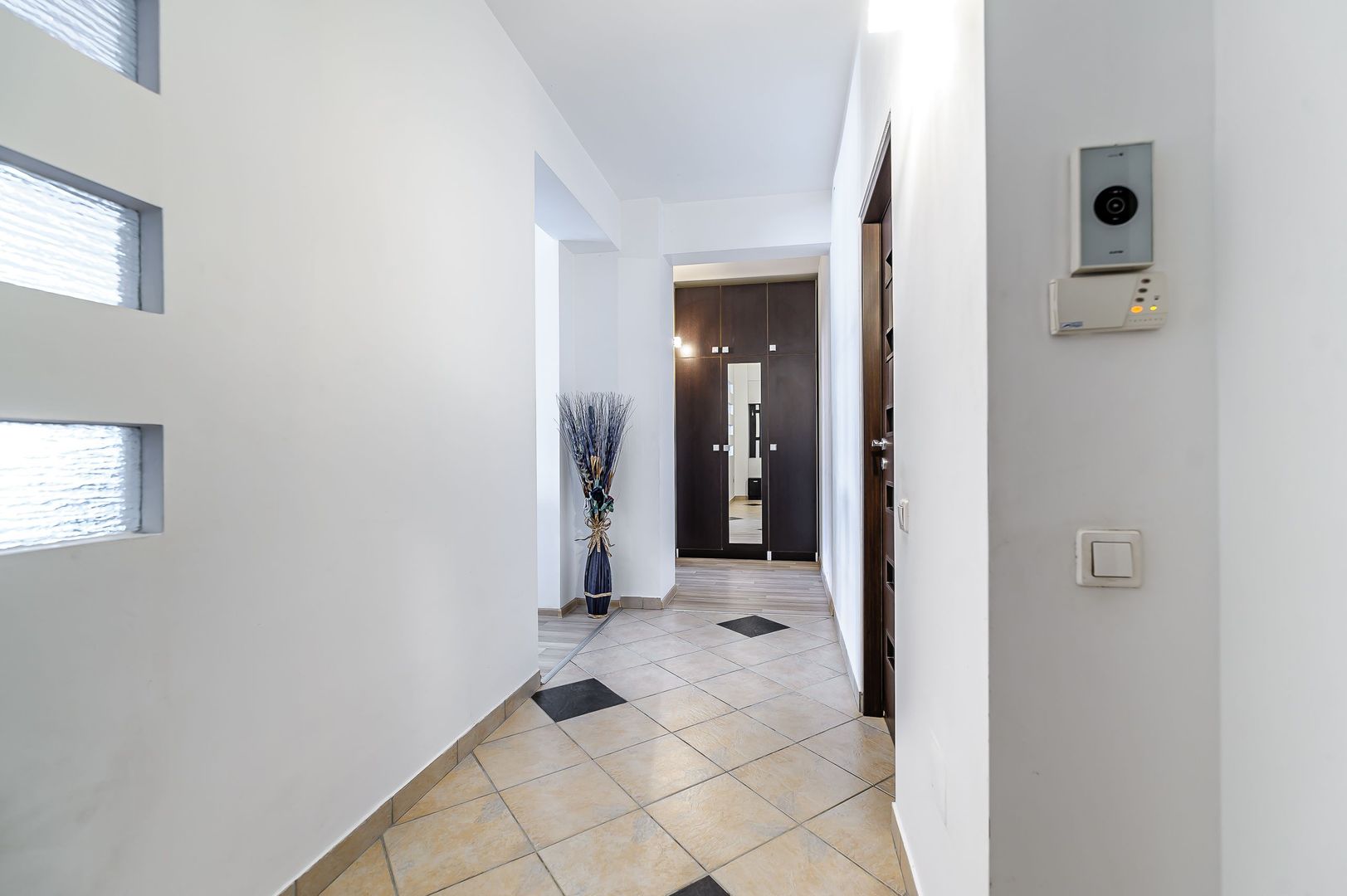 Locuință luminoasă cu 2 camere- Ared UTA - Poză 5