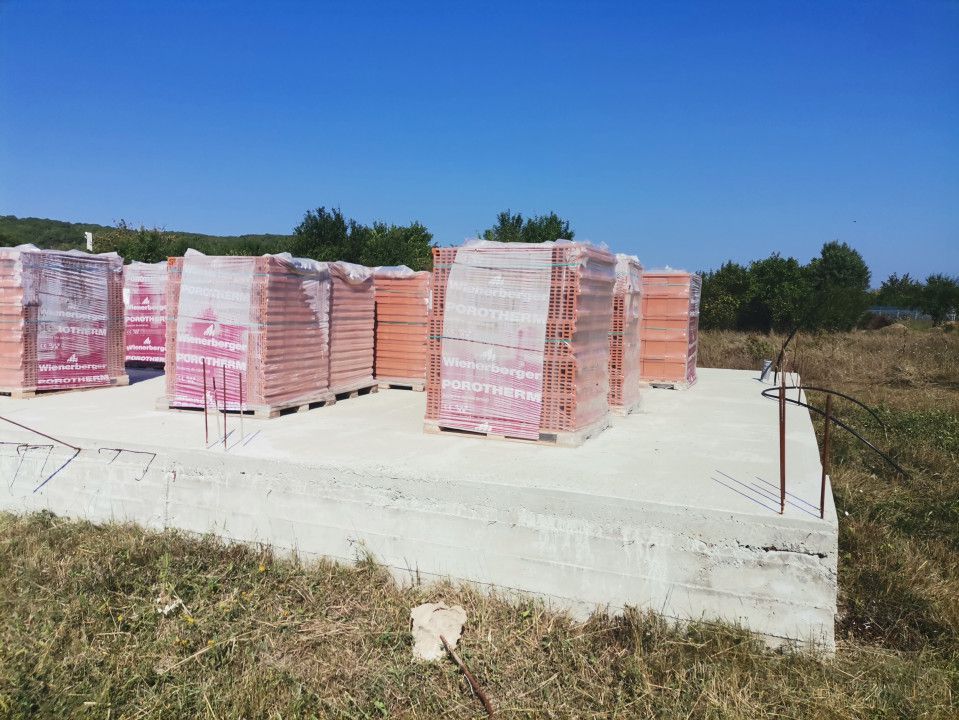 Vanzare teren Smeura cu AC si casa in constructie - Poză 7