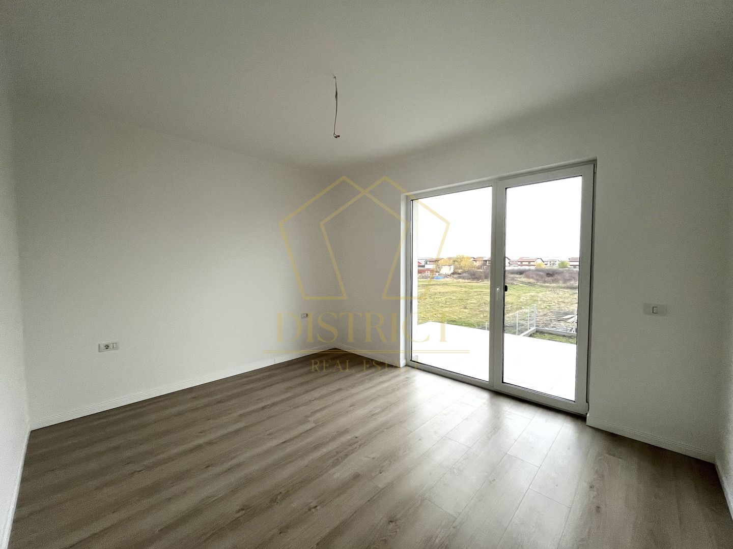 Duplex modern cu 4 camere | Eficient energetic | Sacalaz - Poză 6