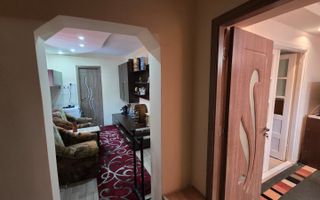 Casă primitoare, excelent poziționată, ideală pentru o familie! - Poză 12