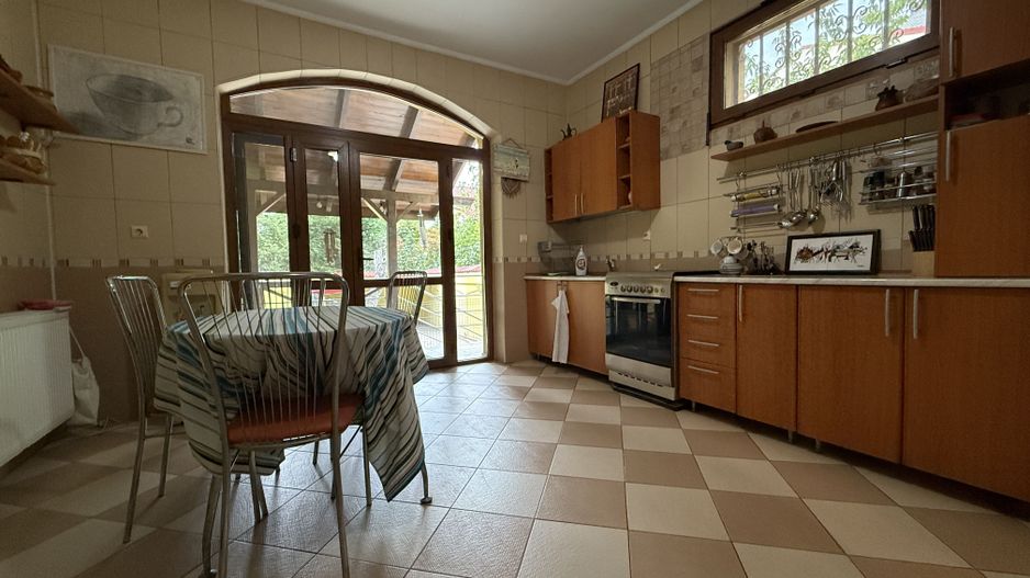 Vila superba Damaroaia | Jiului | Gloriei (COMISION ZERO) - Poză 3