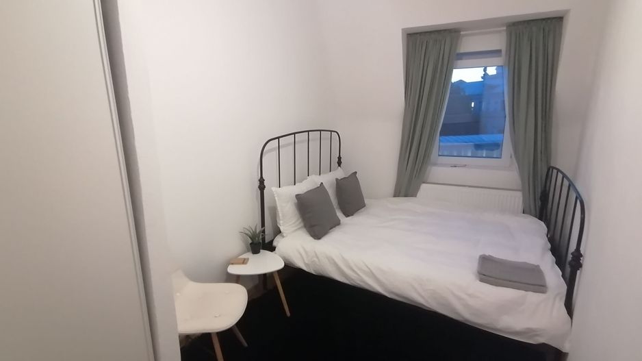 Apartament cu 3 camere - Ultracentral - str. Coltei - Poză 3