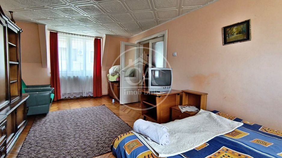 Casa de vânzare cu 7 camere de tip P+M in Sanmartin, Bihor - Poză 6