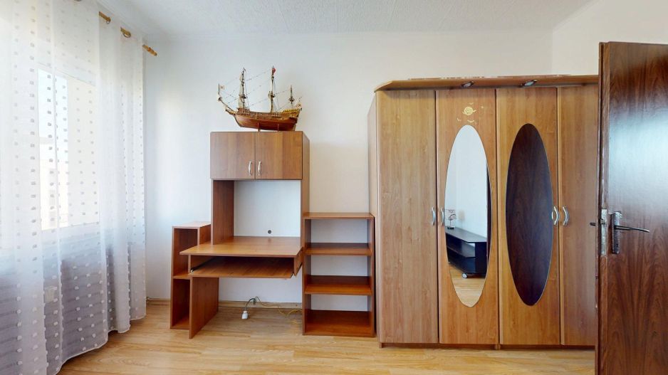 Apartament 3 camere 5 min Metrou Basarab - Poză 1