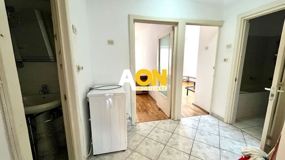 Apartament cu 3 Camere, Etaj 1, Zonă Ultracentrală - Poză 15