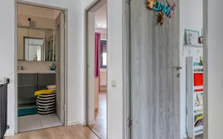 Tunari- Vilă individuală -4 camere si gradina- - Poză 14