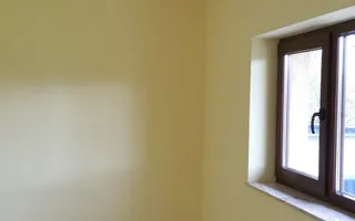Casa de închiriat cu hală și curte generoasă – ideală pentru sediu fir - Poză 11