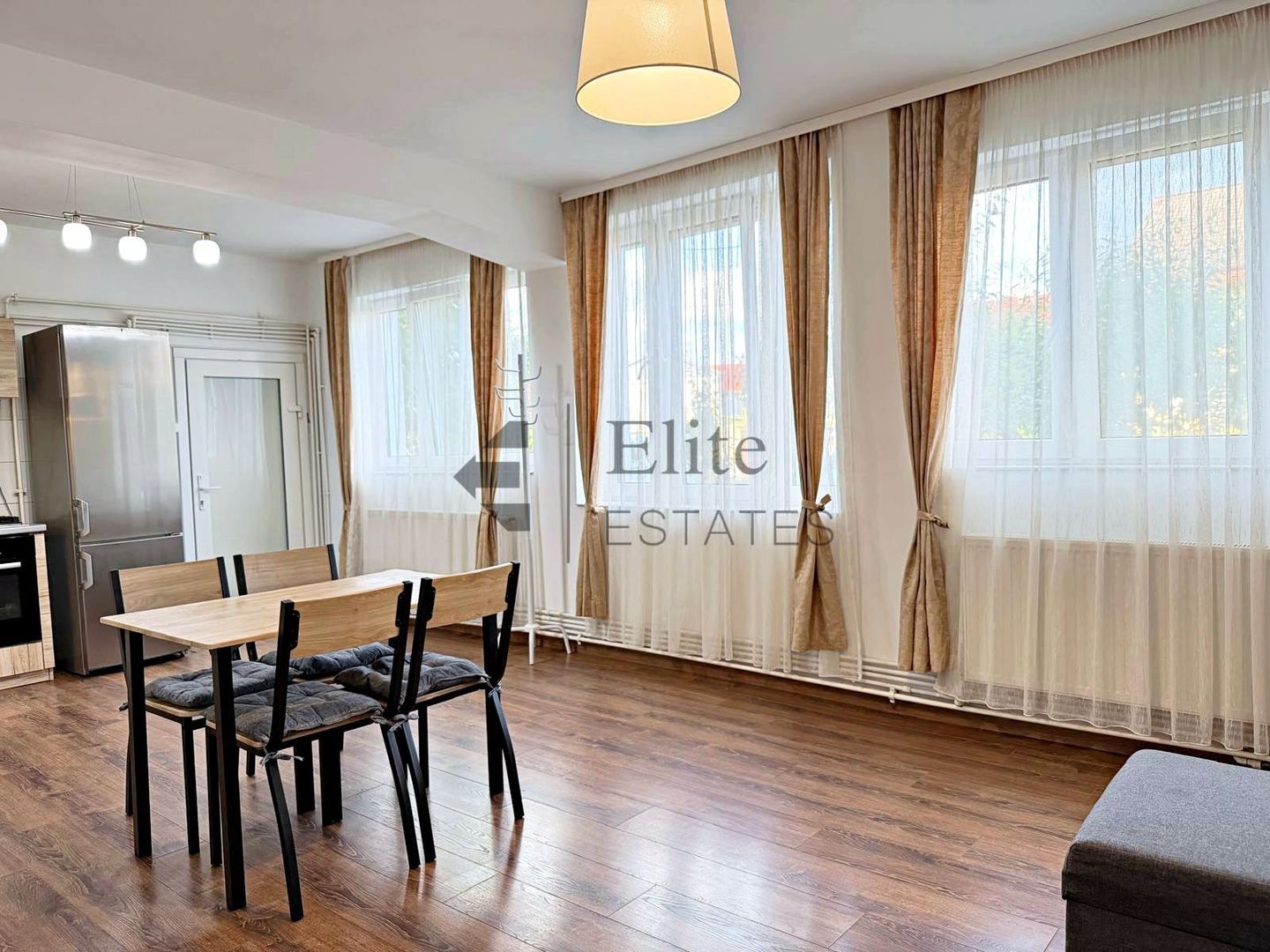 Apartament de închiriat la casa cu 2 camere, Oradea - Poză 10