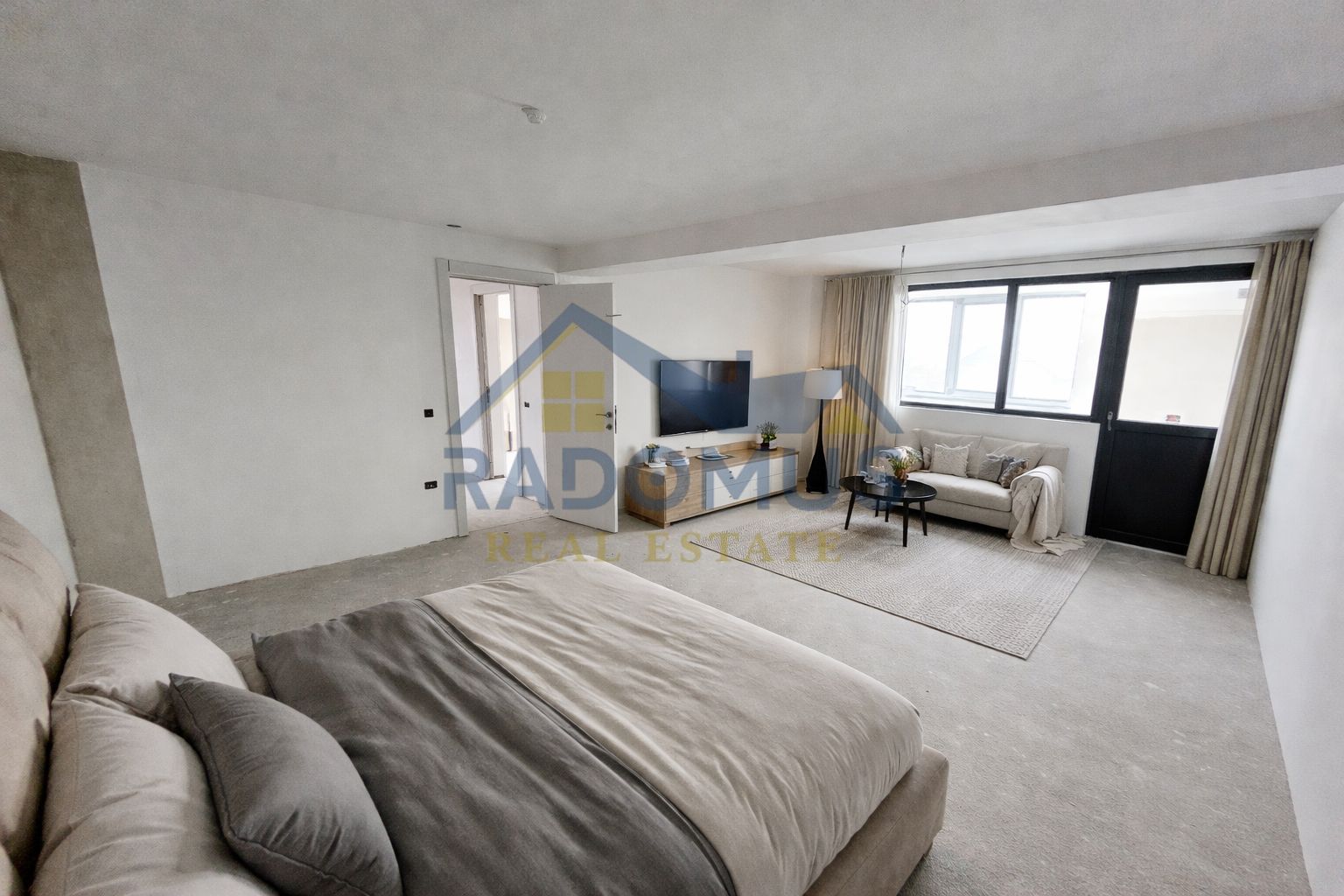 Vila Tătărani - 280 mp utili - 500 mp Teren - 8 Camere + 4 Băi - Poză 22