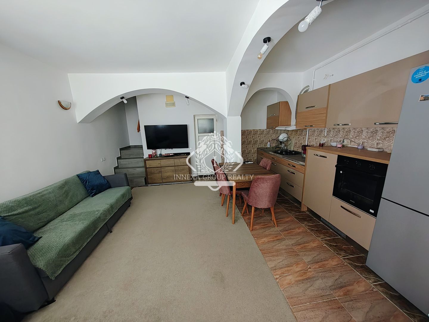 Dacia - Cartierul Armenesc | Casa 4 camere dispusă pe 3 niveluri | Terasa - Poză 2