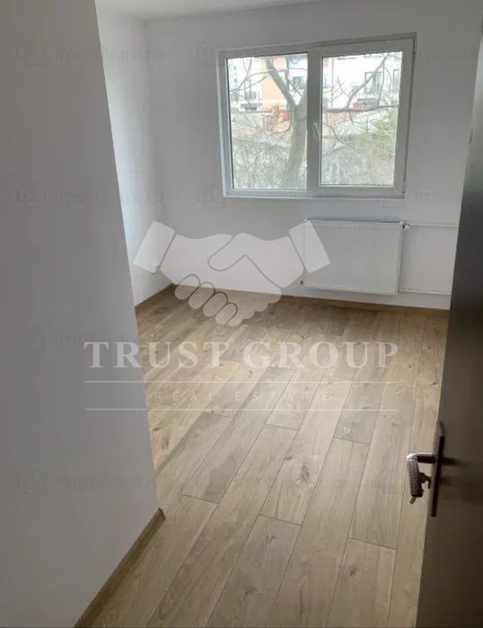 Apartament 3 camere 1 Mai - Poză 5