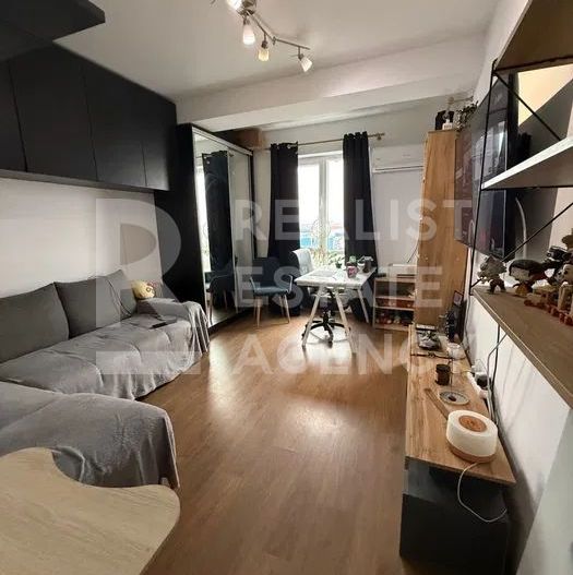 Vânzare, garsonieră în zona Militari Residence - Poză 3