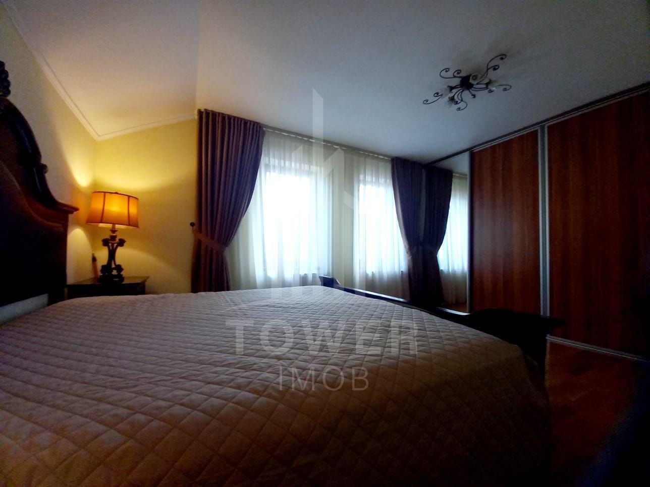 Proprietate deosebită de vânzare în Șelimbăr (zona Dracula) - Poză 7