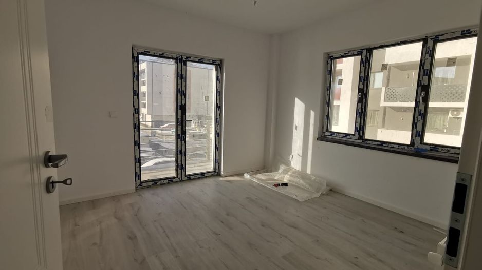 Apartament INTABUALT 3 camere SD 65 mp Bucium Visan 105000 euro - Poză 2