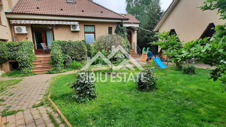 Casa Sibiu central, teren 1000 - Poză 9