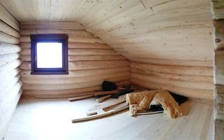 CASĂ INDIVIDUALĂ structură din lemn, zona Ciușmeaua Moldovencei; - Poză 6