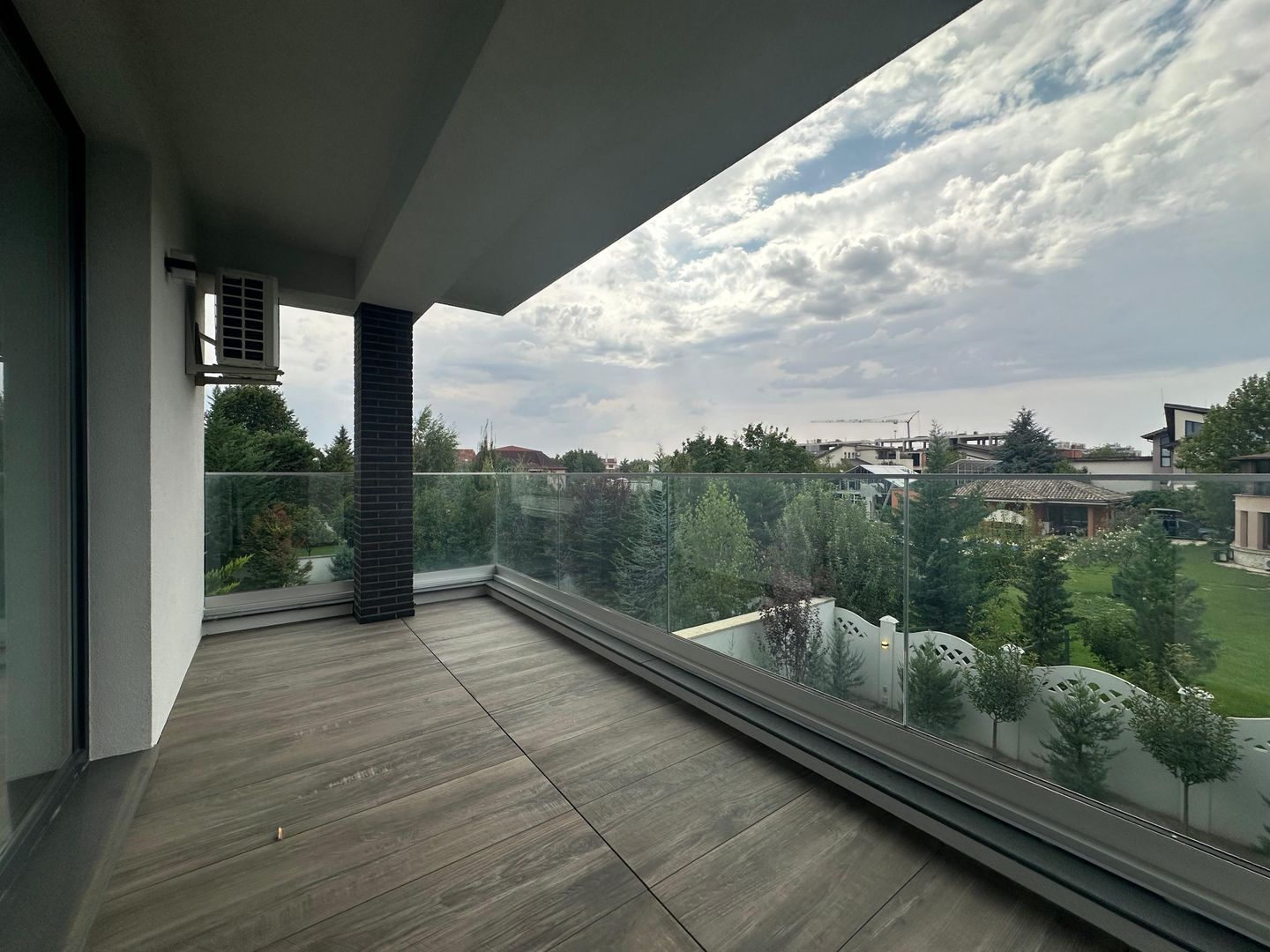 Vila individuala de lux 5 dormitoare - De închiriat - Poză 11