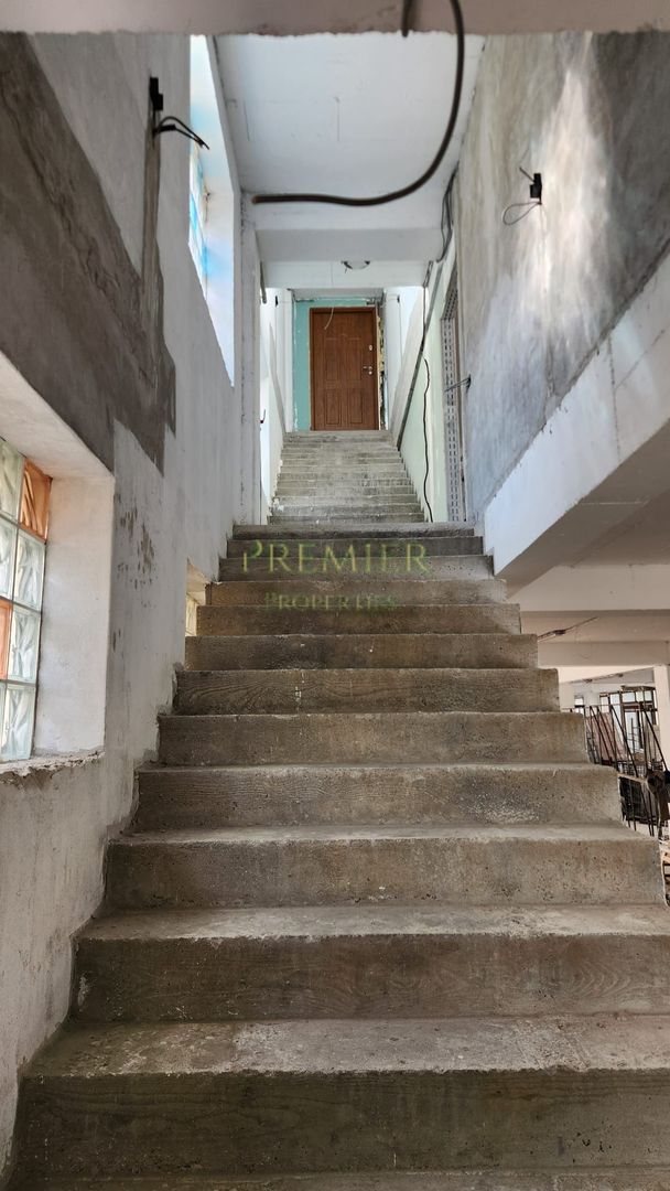 CLADIRE COMERCIALA | 857 MP | PARCARI SUBTERANE | - Poză 4