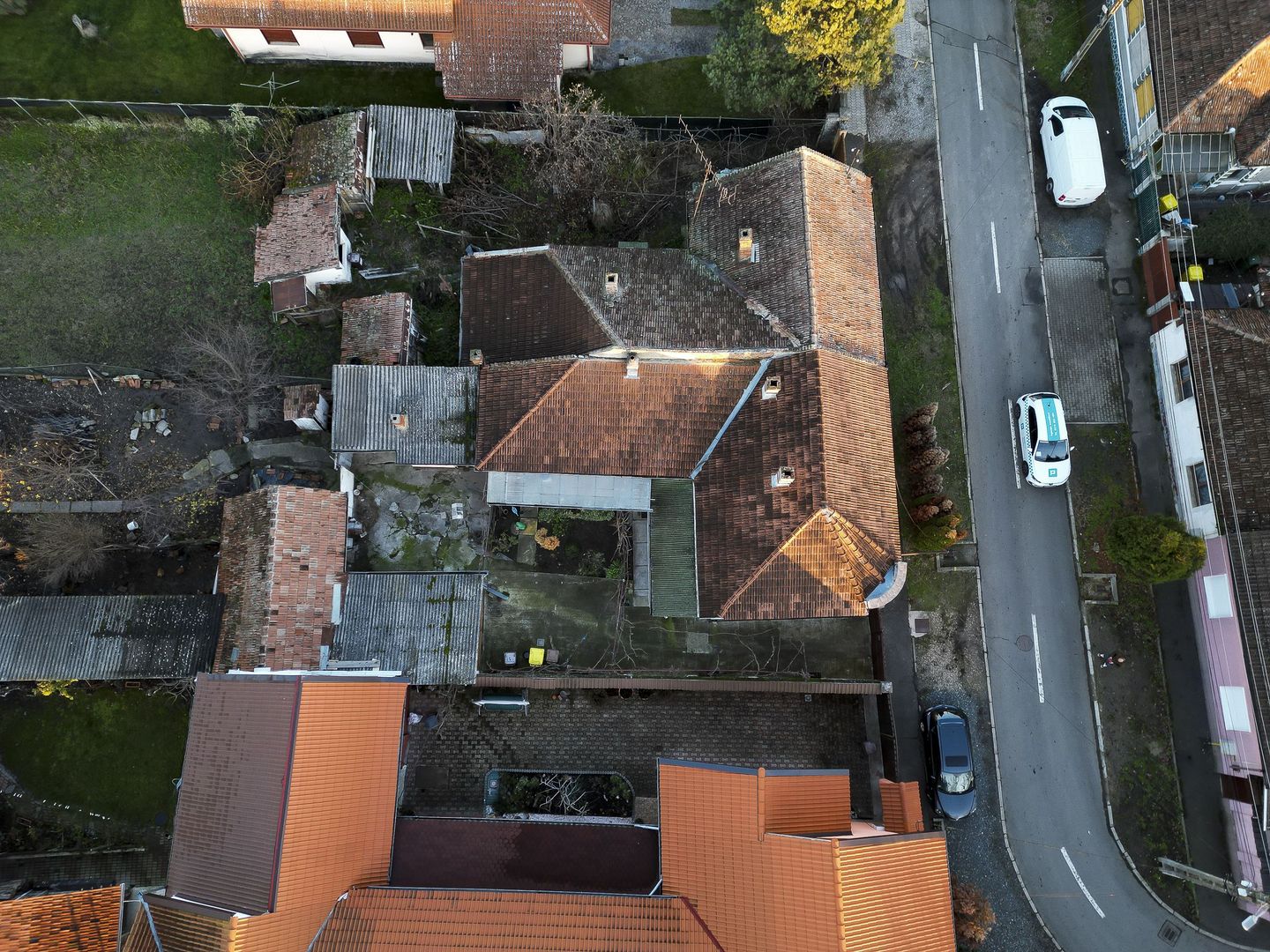 Casă cochetă de vânzare cu 3 camere în zona Gai - Poză 23