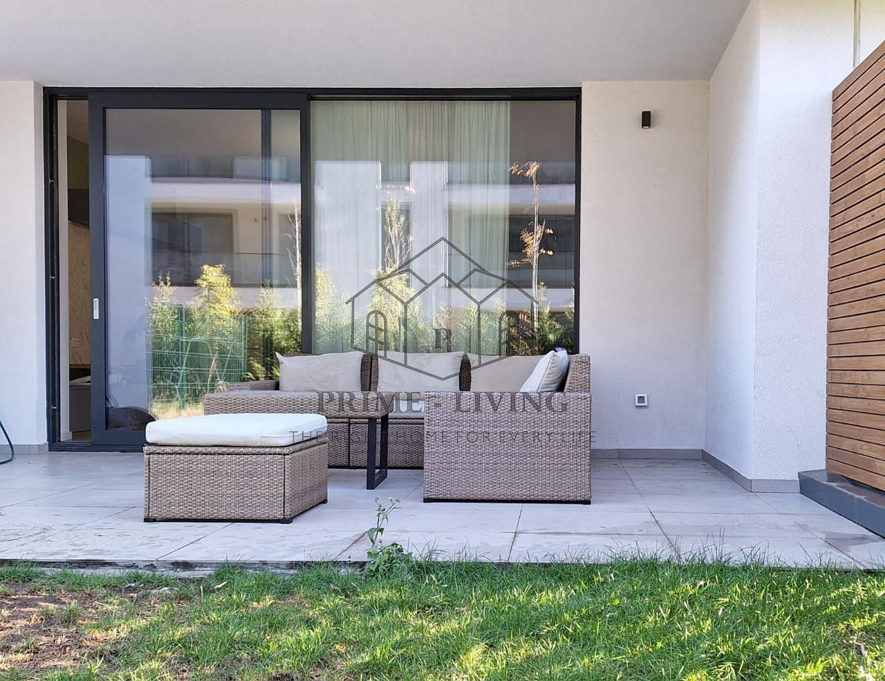 APARTEMENT SUPERB CU 3 CAMERE LA INCHIRIERE IN ZONA  JANDARMERIEI - Poză 1