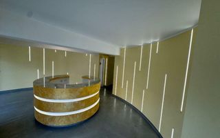 Spaţiu com. Clinica Stomatologică  în faţa staţiei STb S170 - Poză 3