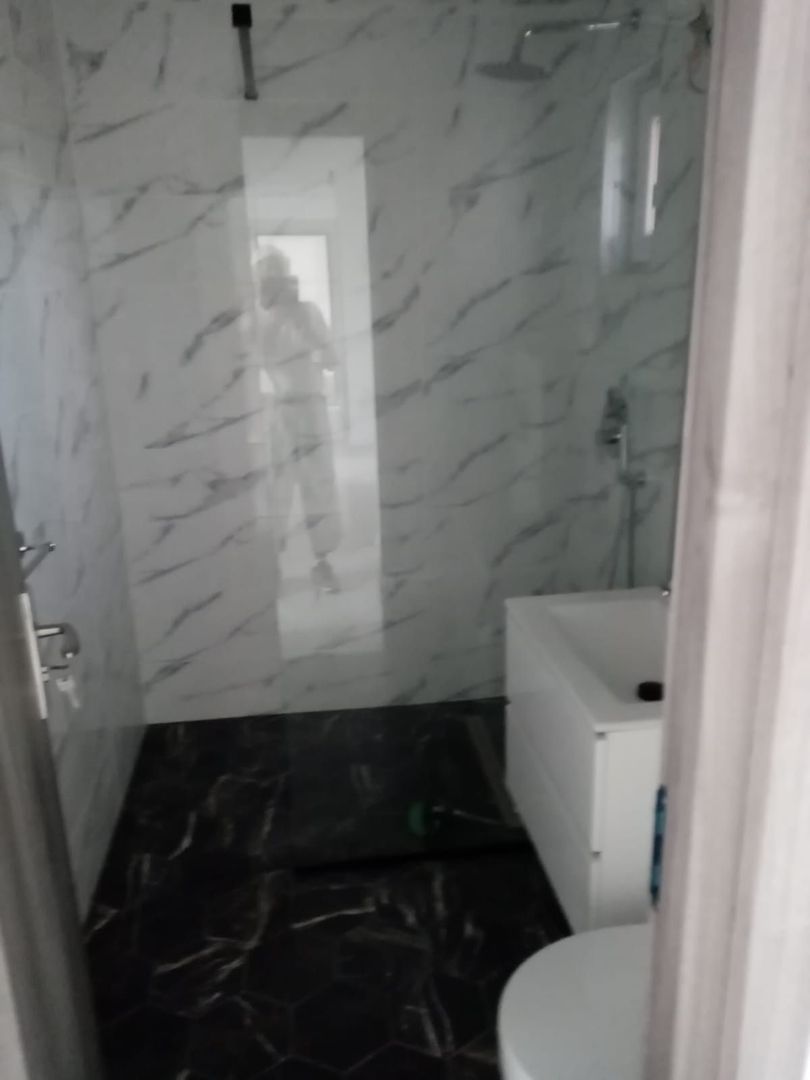 Vând APARTAMENT renovat - Poză 6