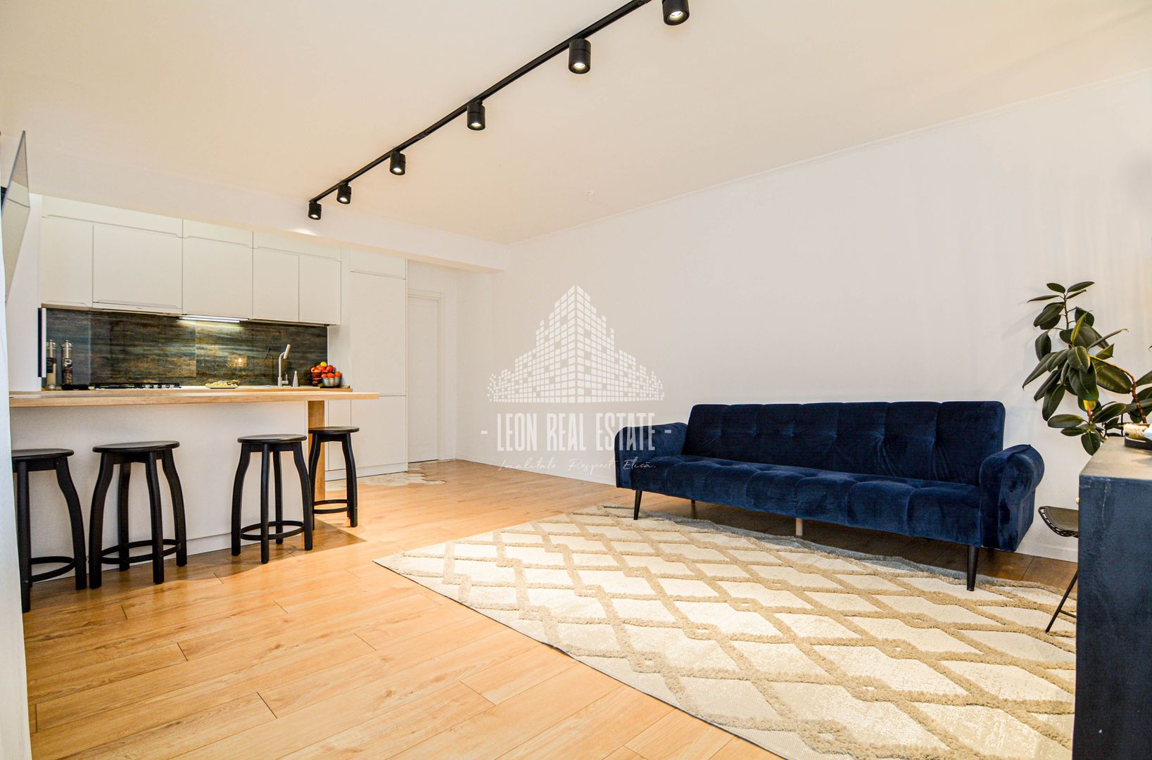 Apartament 3 camere in imobil tip vila, cu curte privata, Cluj-Napoca - Poză 2