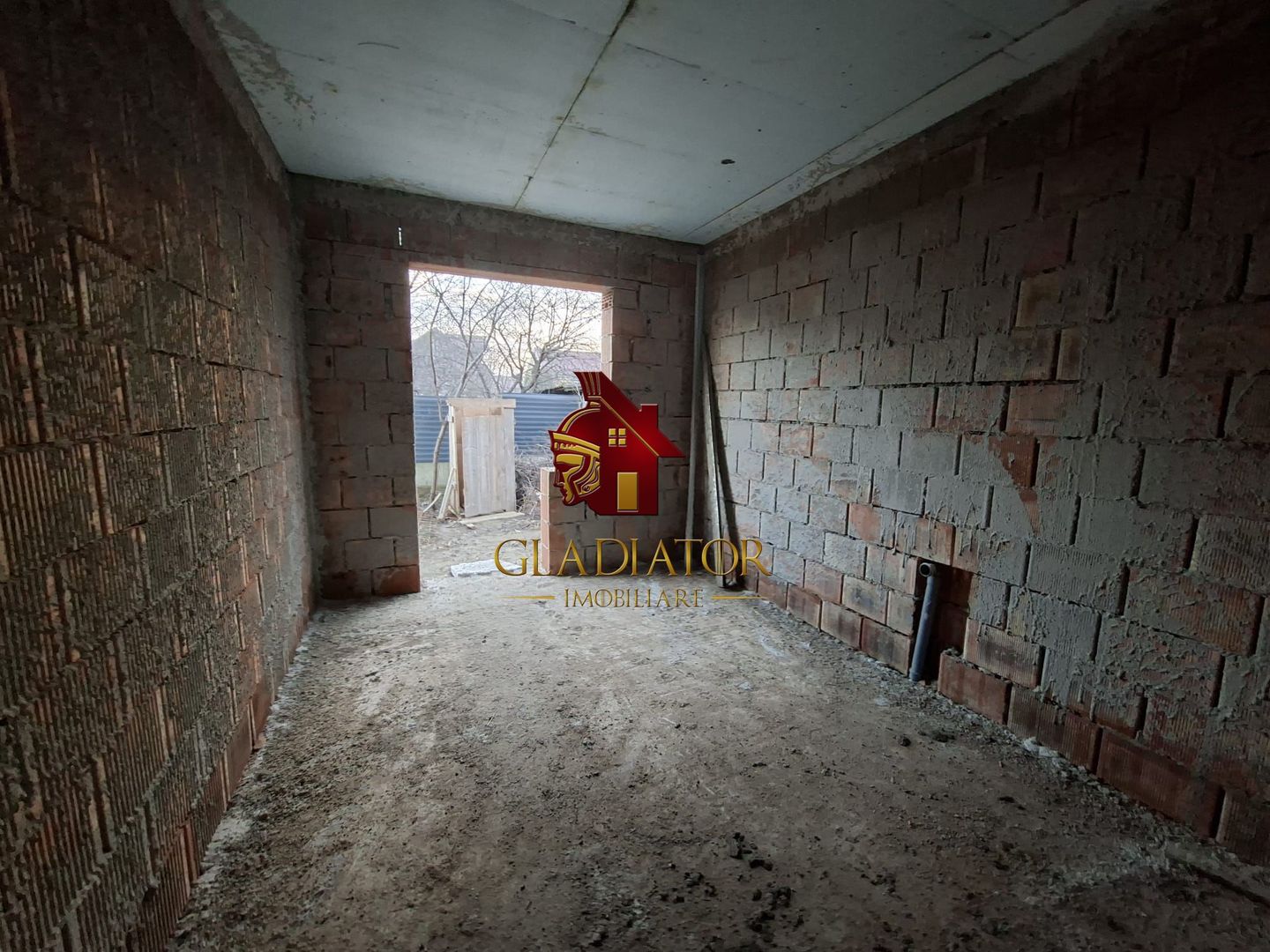 Nu rata aceasta vila semisingle Capat CUG Lunca Cetatuii, statie BUS - Poză 9