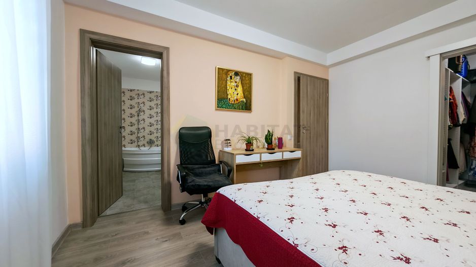 Prima inchiriere, vila cocheta, cu accente exotice - Poză 21